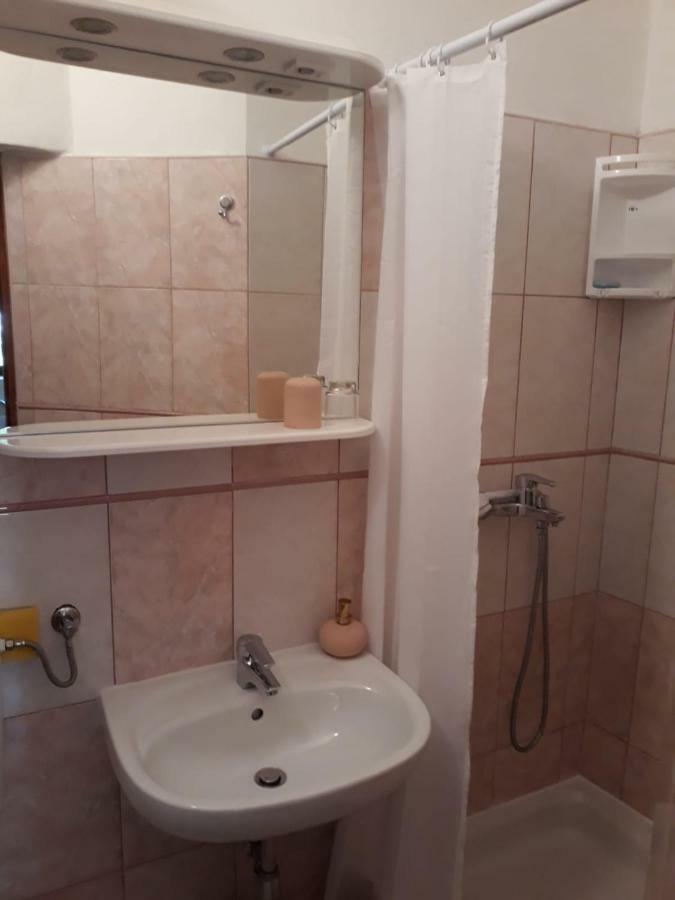 Apartment Bozava - Nena 外观 照片